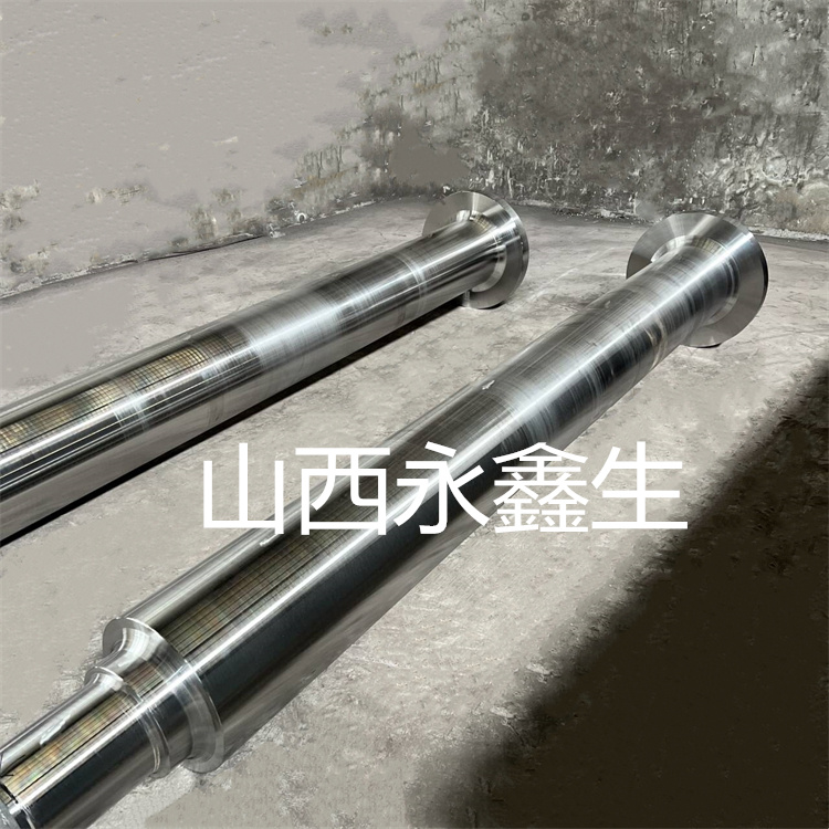 轴(18)